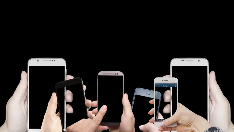 CarPlay and Mobile Data: What Uses Your Allowance