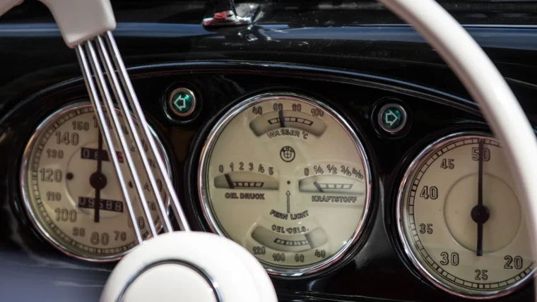 What DIN Size Is My Car? How to Measure