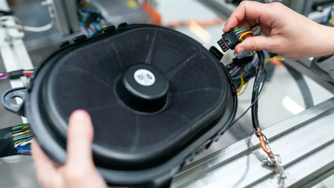 Install aftermarket head unit shown in a real car